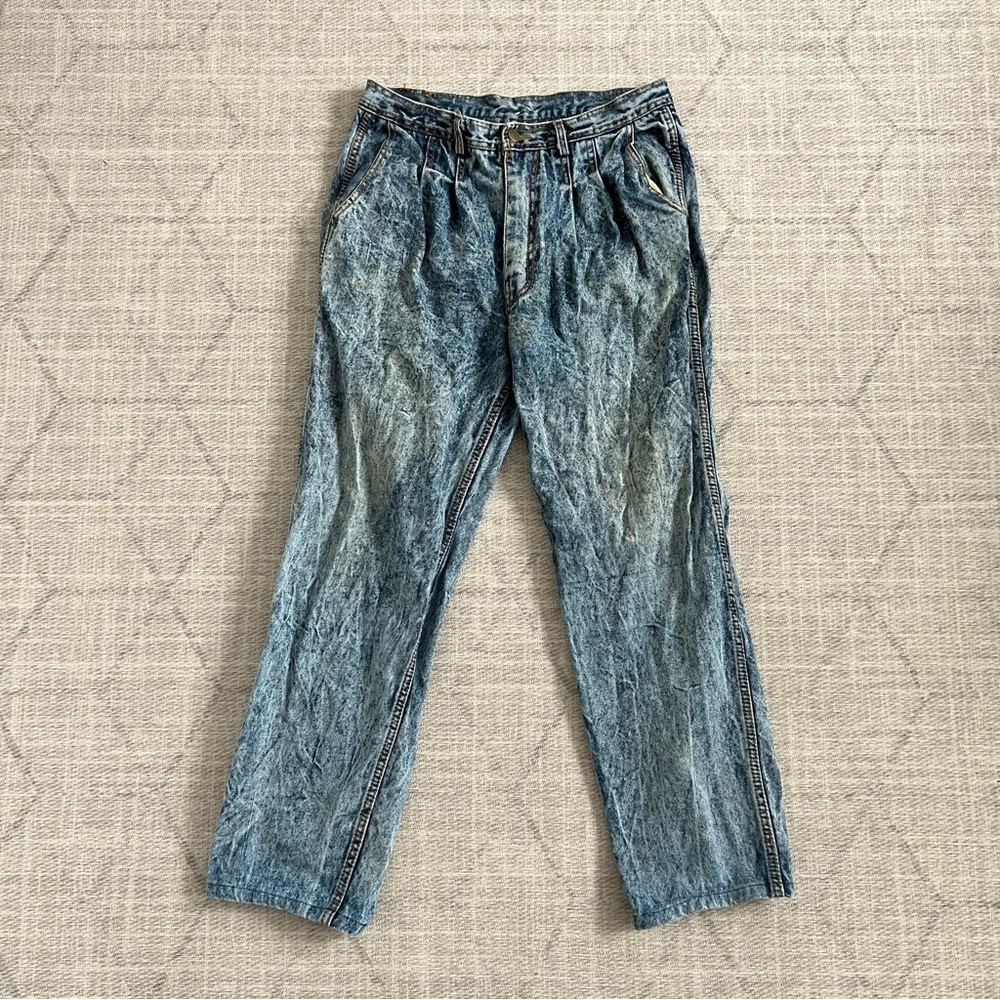 Vintage 1990s GUESS Women’s Blue Acid Washed High Waist Denim Jeans